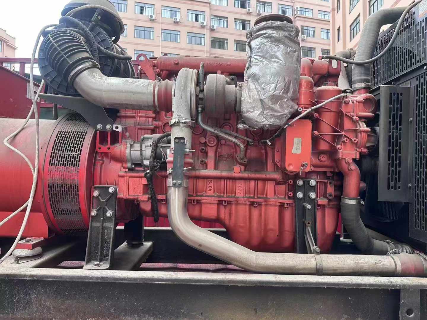 镜铁区如何选择适合 600kW 柴油发电机组的过载保护器？