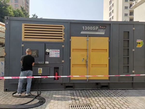 镜铁区延长空气滤清器使用寿命的注意事项